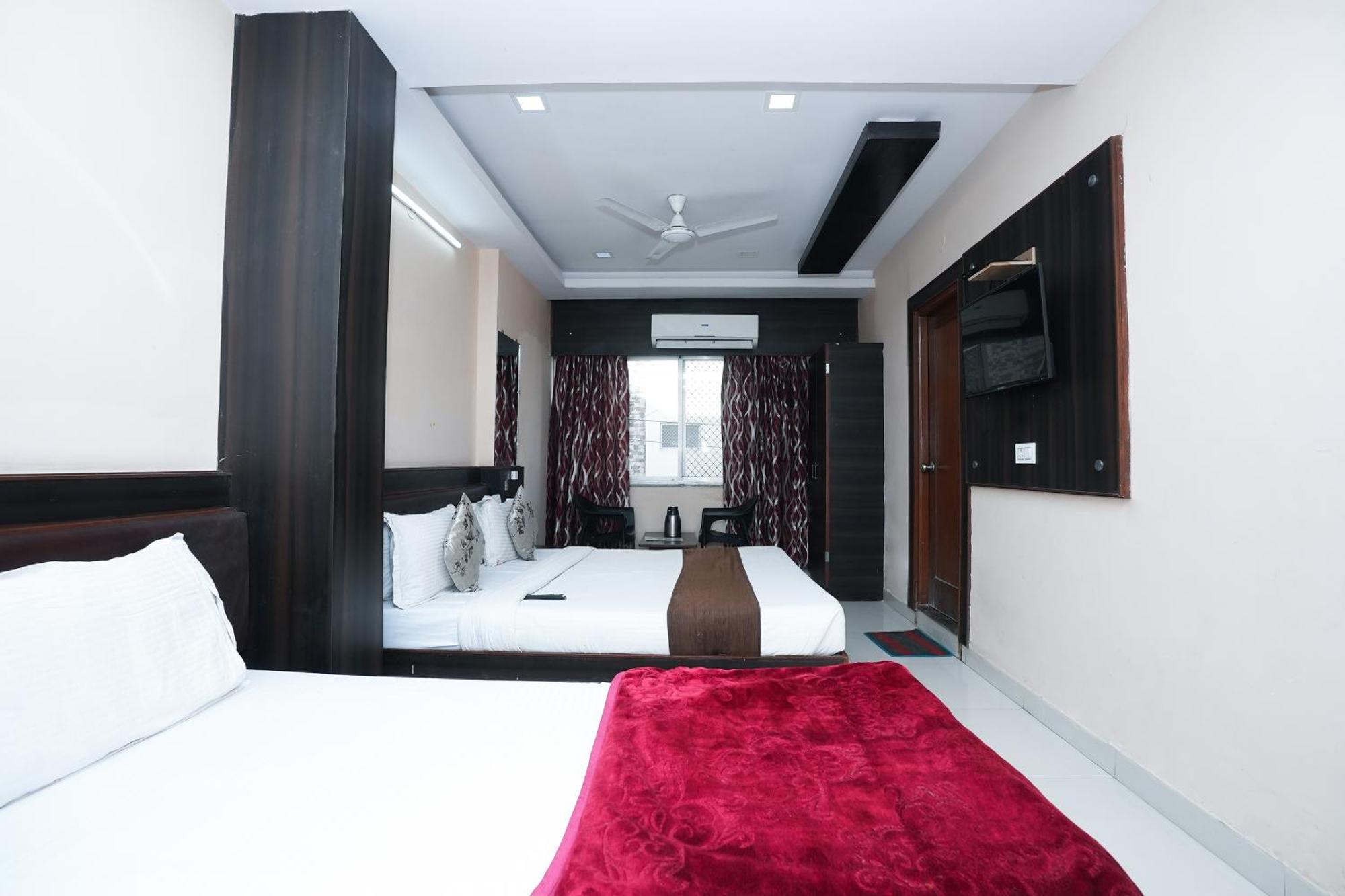 Hotel Madurai Near Central Bus Stand, 우다이푸르 외부 사진