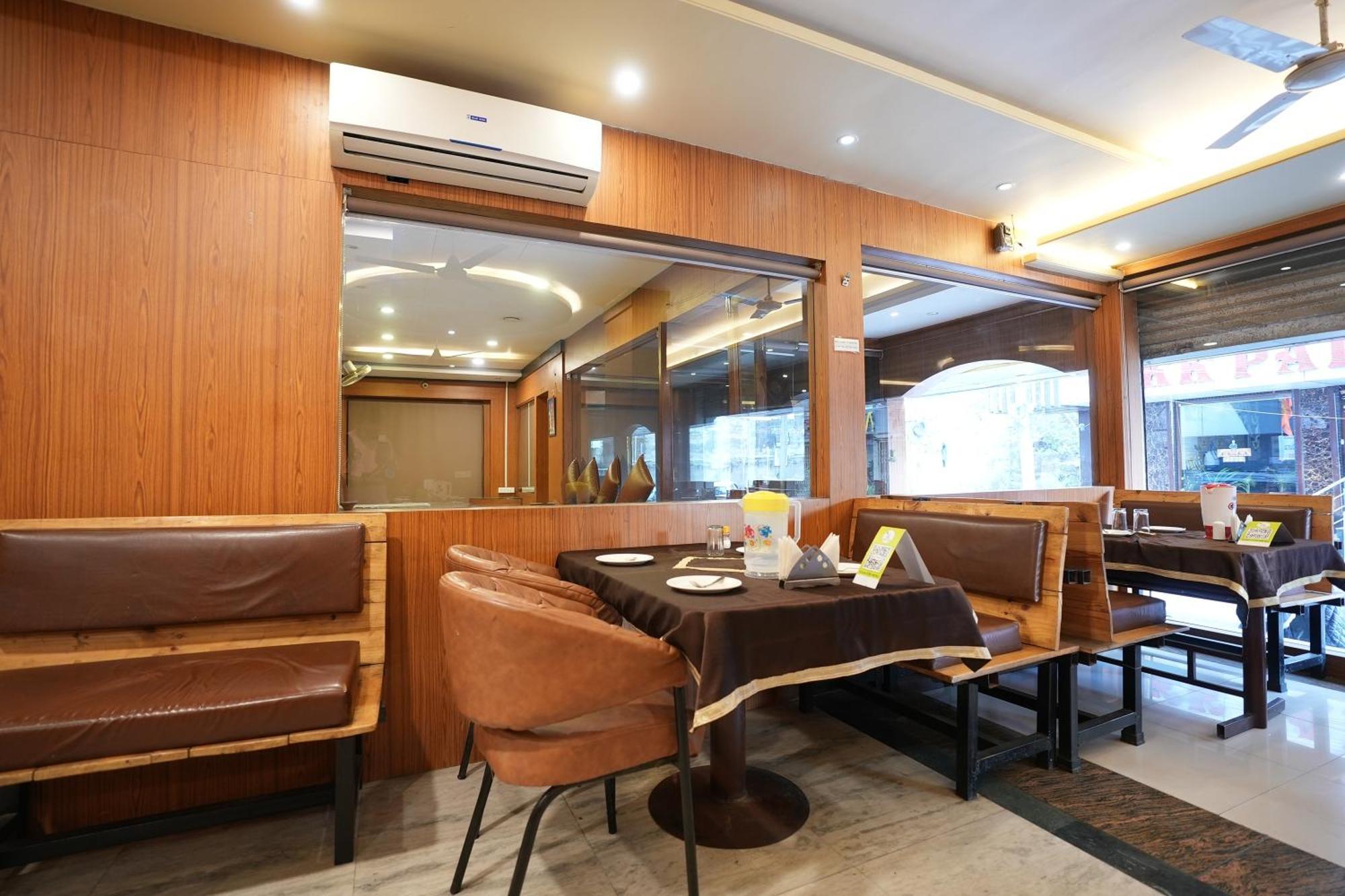 Hotel Madurai Near Central Bus Stand, 우다이푸르 외부 사진