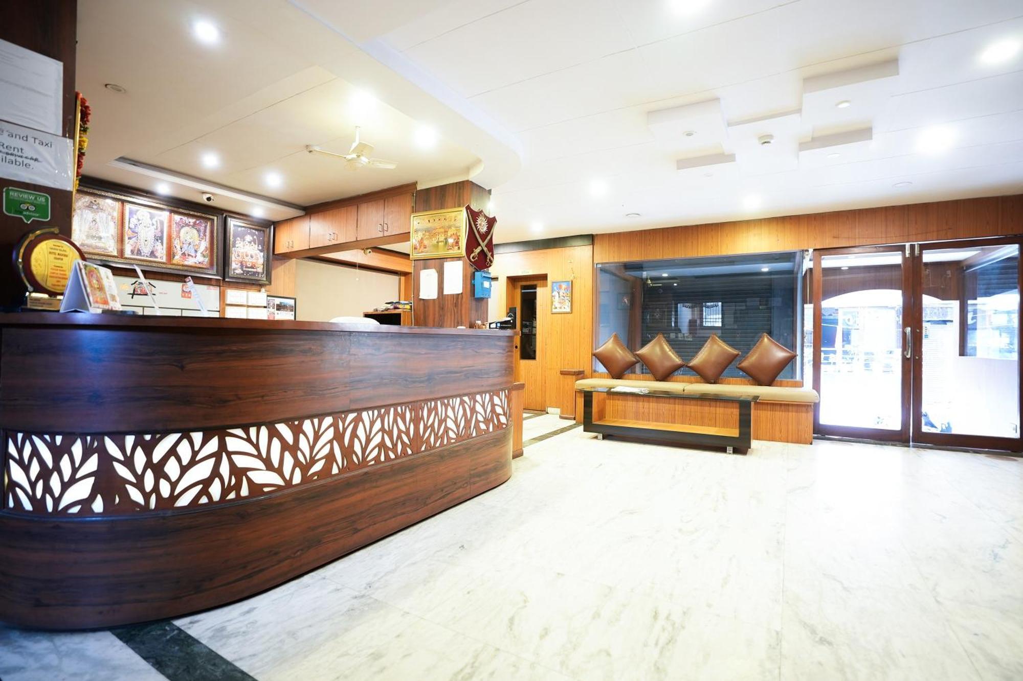 Hotel Madurai Near Central Bus Stand, 우다이푸르 외부 사진
